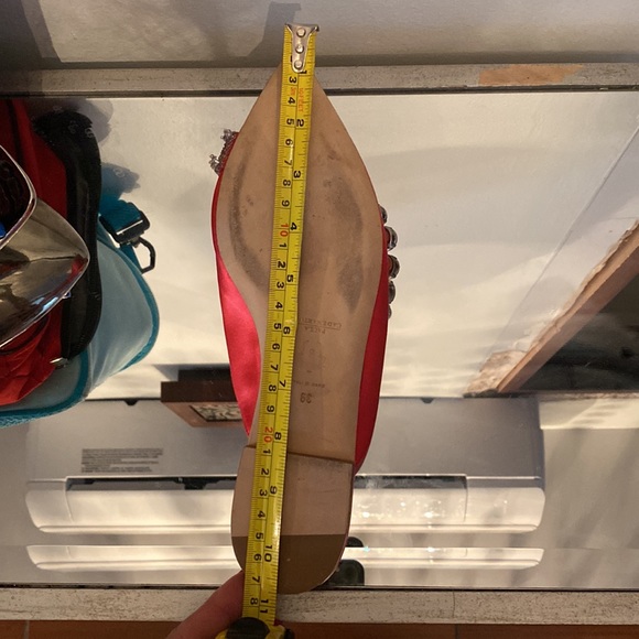 The Iconic Floret Mule
by Paula Cademartori - Picture 8 of 9